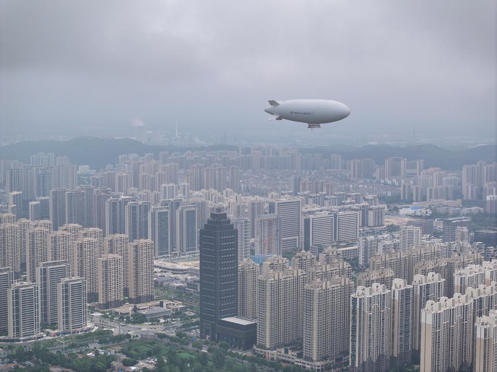 China's AS700 Manned Airship Completes Low-altitude Demo Flight - The ...